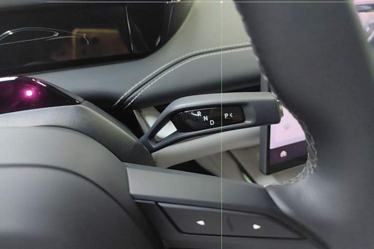 Used Xiaomi Auto SU7 2024 Rear-Drive Long-Range Intelligent Driving Version Gear Lever