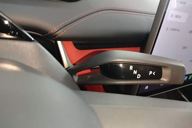 Used Xiaomi Auto SU7 2024 Rear-Drive Ultra-Long Range Advanced Pro-Level Intelligent Driving Version Gear Lever
