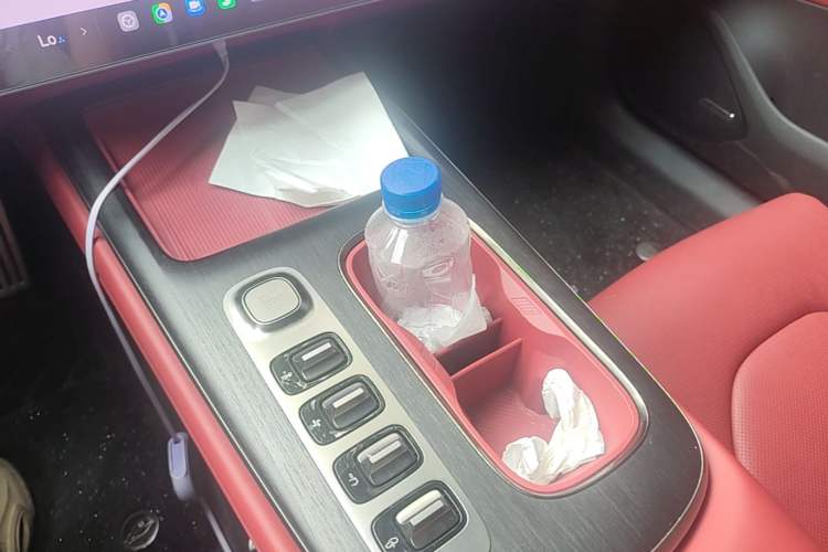 Used Xiaomi Auto SU7 2024 Four-Wheel Drive Ultra-Long Range Advanced Intelligent Driving Max Edition Gear Lever