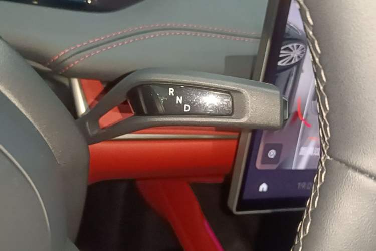 Used Xiaomi Auto SU7 2024 Rear-Drive Long-Range Intelligent Driving Version Gear Lever