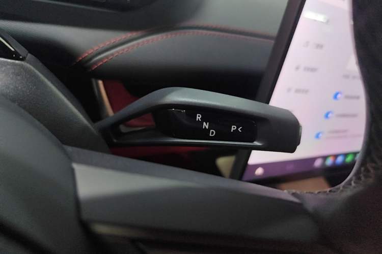 Used Xiaomi Auto SU7 2024 Four-Wheel Drive Ultra-Long Range Advanced Intelligent Driving Max Edition Gear Lever