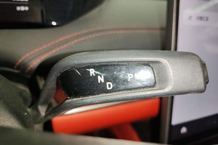 Used Xiaomi Auto SU7 2024 Rear-Drive Long-Range Intelligent Driving Version Gear Lever