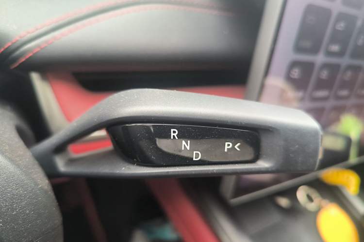 Used Xiaomi Auto SU7 2024 Rear-Drive Long-Range Intelligent Driving Version Gear Lever