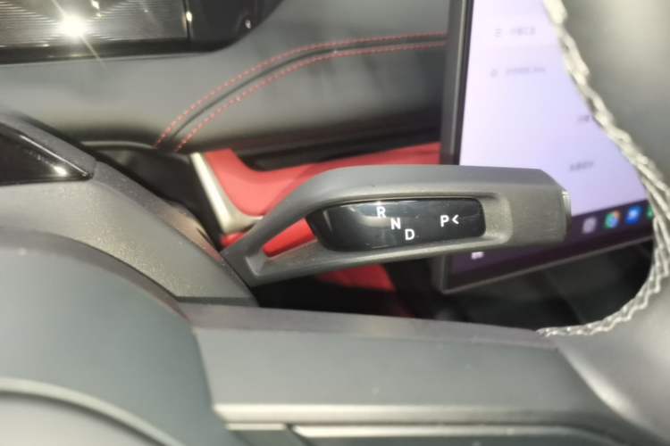 Used Xiaomi Auto SU7 2024 Rear-Drive Long-Range Intelligent Driving Version Gear Lever