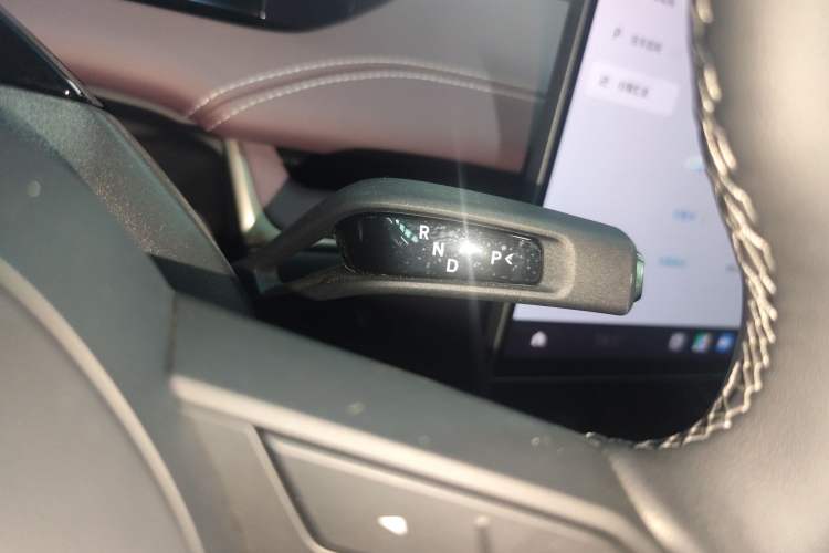 Used Xiaomi Auto SU7 2024 Rear-Drive Long-Range Intelligent Driving Version Gear Lever