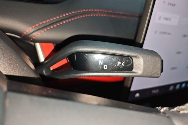Used Xiaomi Auto SU7 2024 Rear-Drive Ultra-Long Range Advanced Pro-Level Intelligent Driving Version Gear Lever