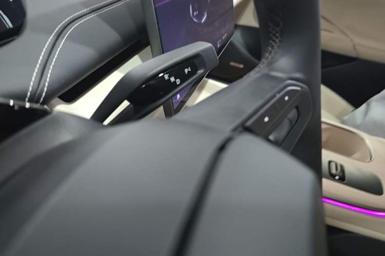 Used Xiaomi Auto SU7 2024 Rear-Drive Long-Range Intelligent Driving Version Gear Lever