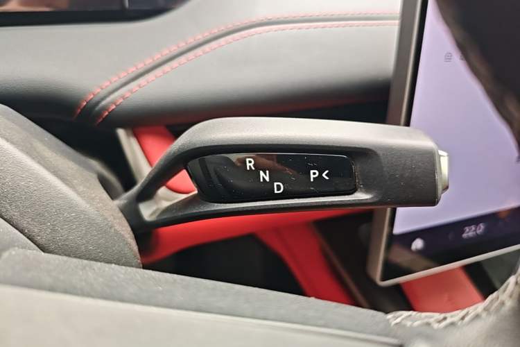 Used Xiaomi Auto SU7 2024 Rear-Drive Long-Range Intelligent Driving Version Gear Lever
