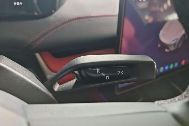 Used Xiaomi Auto SU7 2024 Rear-Drive Long-Range Intelligent Driving Version Gear Lever
