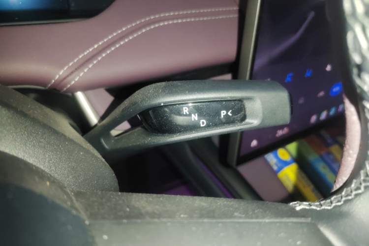 Used Xiaomi Auto SU7 2024 Rear-Drive Long-Range Intelligent Driving Version Gear Lever