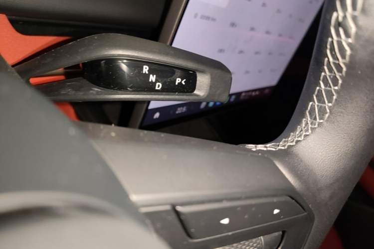 Used Xiaomi Auto SU7 2024 Four-Wheel Drive Ultra-Long Range Advanced Intelligent Driving Max Edition Gear Lever