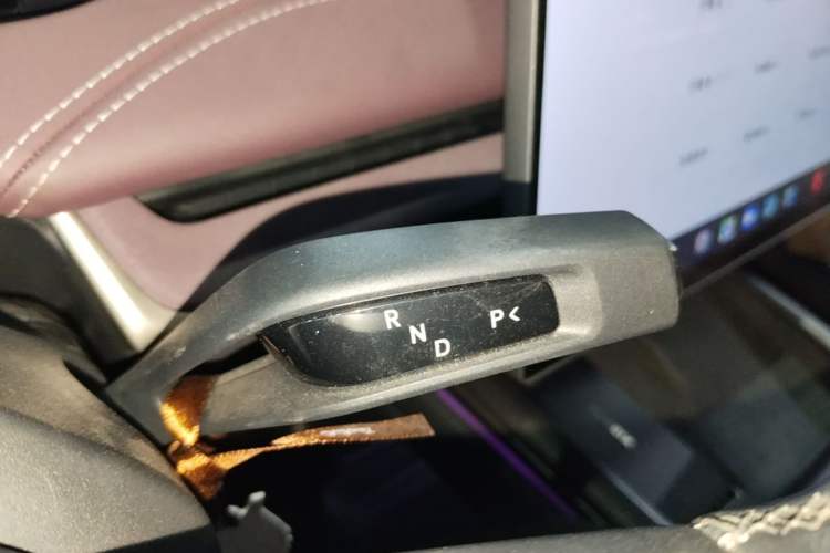 Used Xiaomi Auto SU7 2024 Rear-Drive Long-Range Intelligent Driving Version Gear Lever