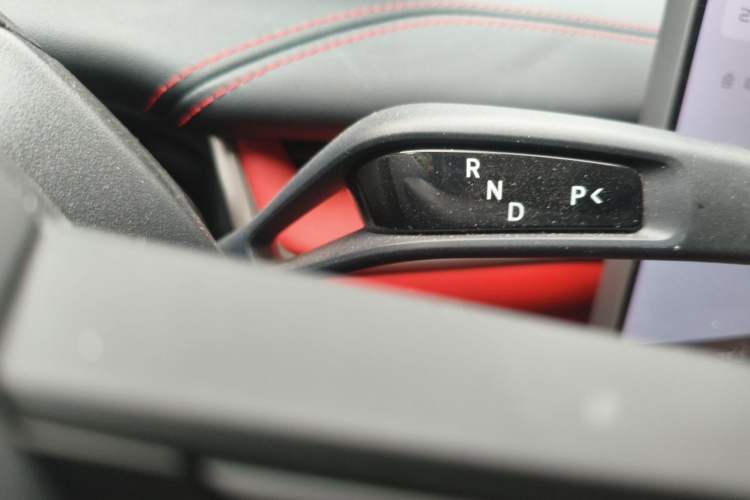 Used Xiaomi Auto SU7 2024 Four-Wheel Drive Ultra-Long Range Advanced Intelligent Driving Max Edition Gear Lever