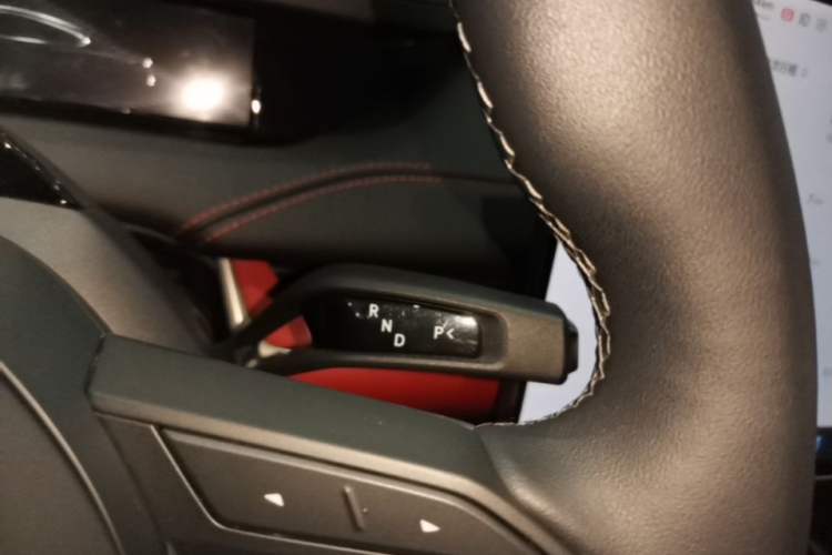 Used Xiaomi Auto SU7 2024 Four-Wheel-Drive Max Founder's Edition Gear Lever