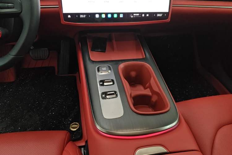Used Xiaomi Auto SU7 2024 Rear-Drive Long-Range Intelligent Driving Version Gear Lever