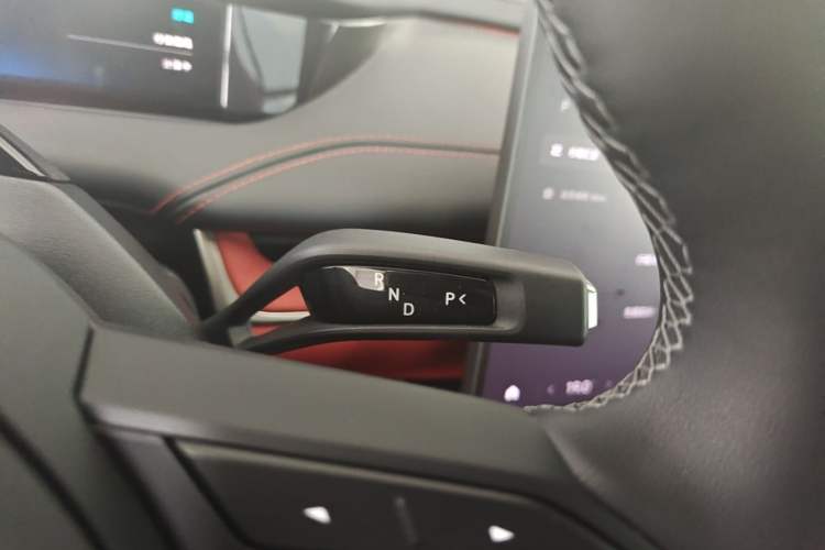 Used Xiaomi Auto SU7 2024 Rear-Drive Long-Range Intelligent Driving Version Gear Lever