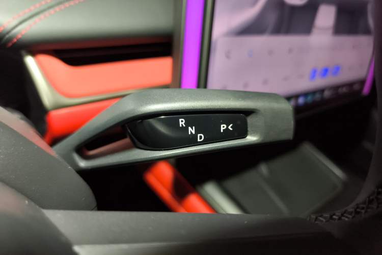 Used Xiaomi Auto SU7 2024 Rear-Drive Long-Range Intelligent Driving Version Gear Lever