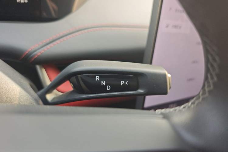 Used Xiaomi Auto SU7 2024 Rear-Drive Long-Range Intelligent Driving Version Gear Lever