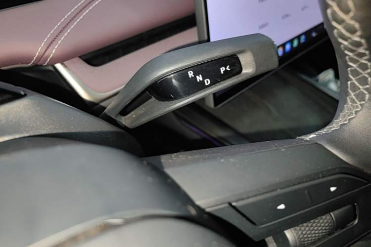 Used Xiaomi Auto SU7 2024 Rear-Drive Long-Range Intelligent Driving Version Gear Lever
