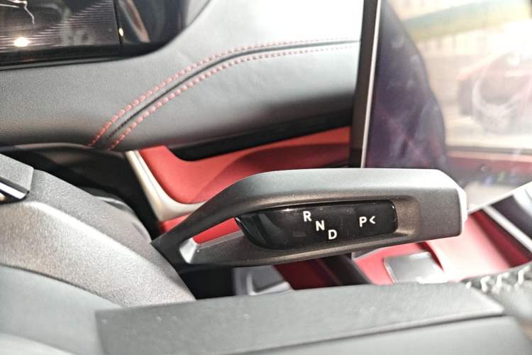 Used Xiaomi Auto SU7 2024 Rear-Drive Long-Range Intelligent Driving Version Gear Lever