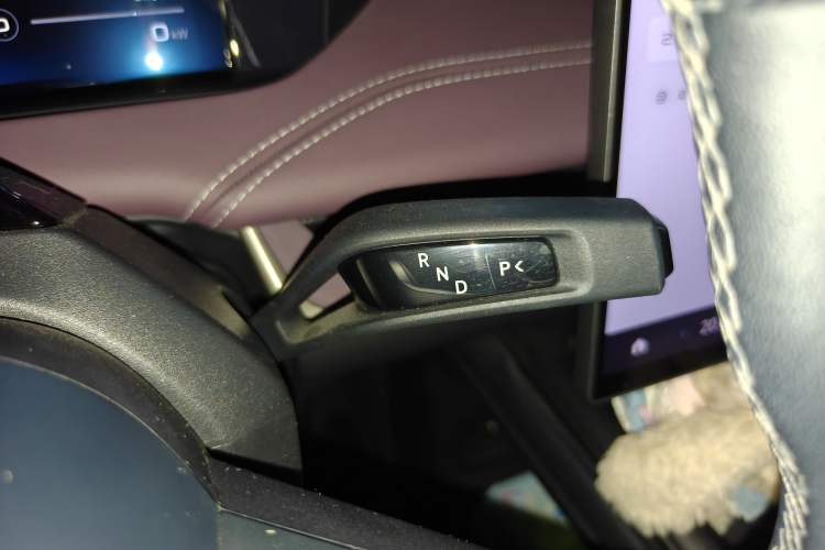 Used Xiaomi Auto SU7 2024 Rear-Drive Long-Range Intelligent Driving Version Gear Lever