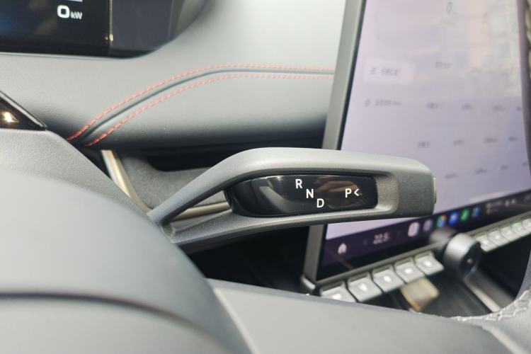Used Xiaomi Auto SU7 2024 Four-Wheel Drive Ultra-Long Range Advanced Intelligent Driving Max Edition Gear Lever