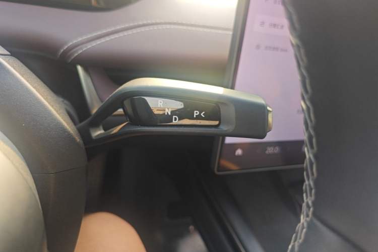 Used Xiaomi Auto SU7 2024 Rear-Drive Long-Range Intelligent Driving Version Gear Lever