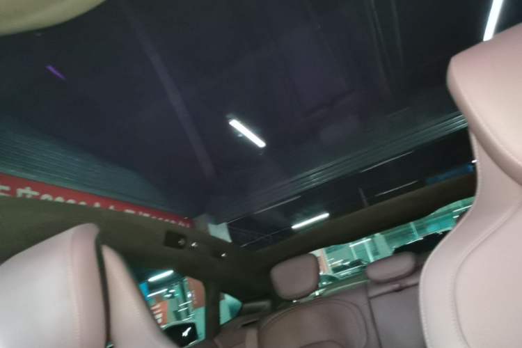 Used Xiaomi Auto SU7 2024 Four-Wheel Drive Ultra-Long Range Advanced Intelligent Driving Max Edition Headliner