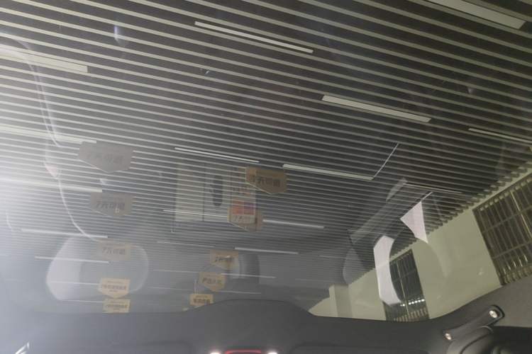 Used Xiaomi Auto SU7 2024 Rear-Drive Ultra-Long Range Advanced Pro-Level Intelligent Driving Version Headliner