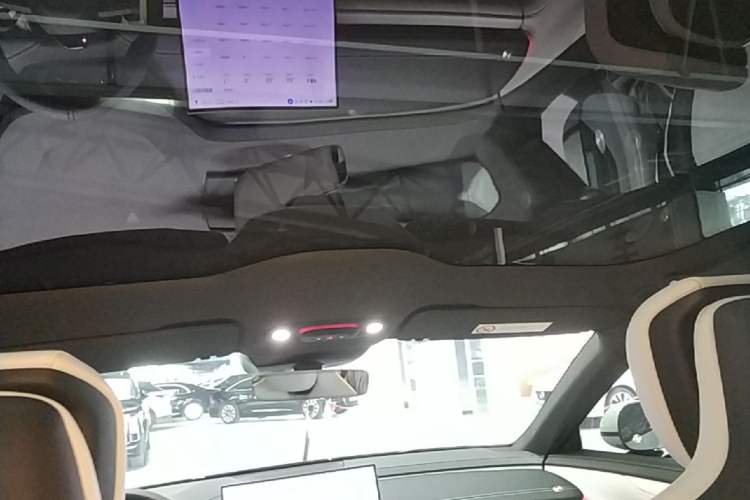 Used Xiaomi Auto SU7 2024 Rear-Drive Ultra-Long Range Advanced Pro-Level Intelligent Driving Version Headliner
