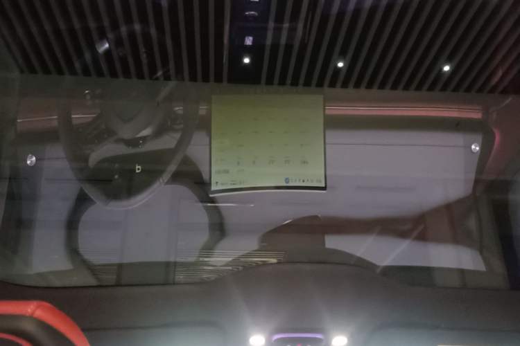 Used Xiaomi Auto SU7 2024 Rear-Drive Long-Range Intelligent Driving Version Headliner