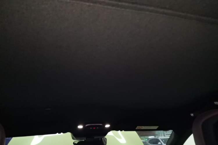 Used Xiaomi Auto SU7 2024 Four-Wheel Drive Ultra-Long Range Advanced Intelligent Driving Max Edition Headliner