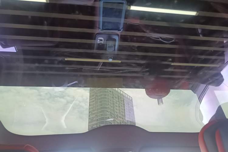 Used Xiaomi Auto SU7 2024 Rear-Drive Ultra-Long Range Advanced Pro-Level Intelligent Driving Version Headliner