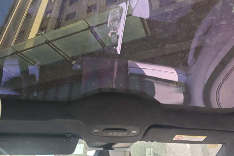 Used Xiaomi Auto SU7 2024 Four-Wheel Drive Ultra-Long Range Advanced Intelligent Driving Max Edition Headliner