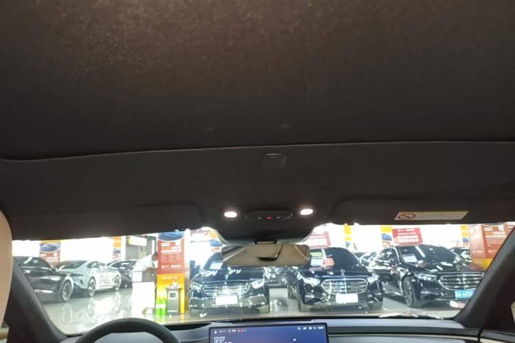 Used Xiaomi Auto SU7 2024 Four-Wheel Drive Ultra-Long Range Advanced Intelligent Driving Max Edition Headliner