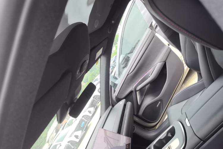 Used Xiaomi Auto SU7 2024 Rear-Drive Standard Founder Edition Headliner