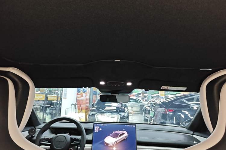 Used Xiaomi Auto SU7 2024 Four-Wheel Drive Ultra-Long Range Advanced Intelligent Driving Max Edition Headliner