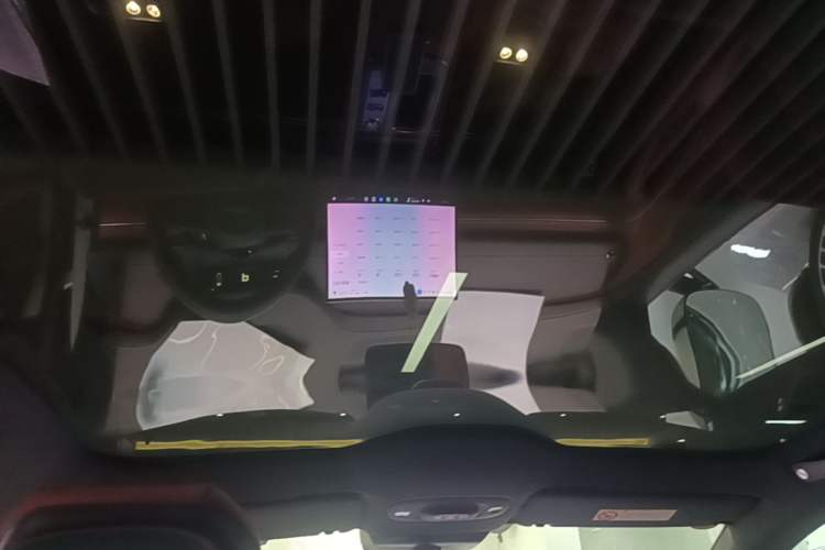 Used Xiaomi Auto SU7 2024 Rear-Drive Long-Range Intelligent Driving Version Headliner