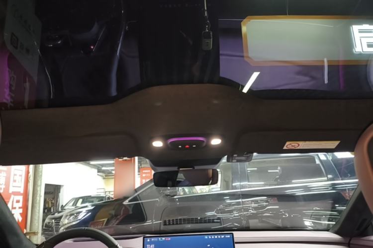 Used Xiaomi Auto SU7 2024 Four-Wheel Drive Ultra-Long Range Advanced Intelligent Driving Max Edition Headliner