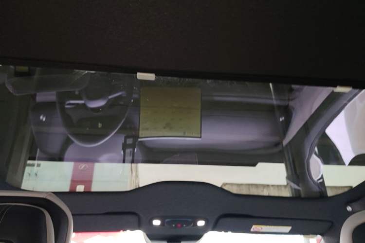 Used Xiaomi Auto SU7 2024 Rear-Drive Ultra-Long Range Advanced Pro-Level Intelligent Driving Version Headliner