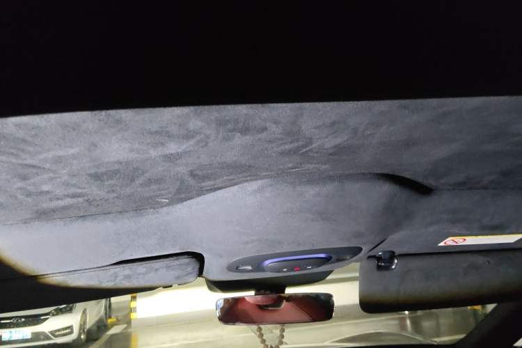 Used Xiaomi Auto SU7 2024 Four-Wheel Drive Ultra-Long Range Advanced Intelligent Driving Max Edition Headliner