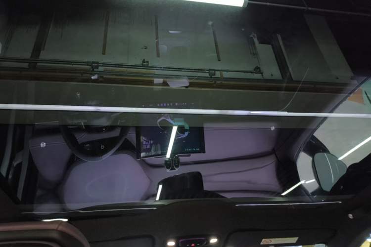 Used Xiaomi Auto SU7 2024 Rear-Drive Long-Range Intelligent Driving Version Headliner