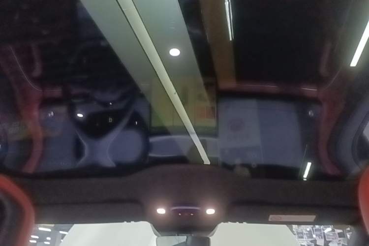 Used Xiaomi Auto SU7 2024 Rear-Drive Ultra-Long Range Advanced Pro-Level Intelligent Driving Version Headliner
