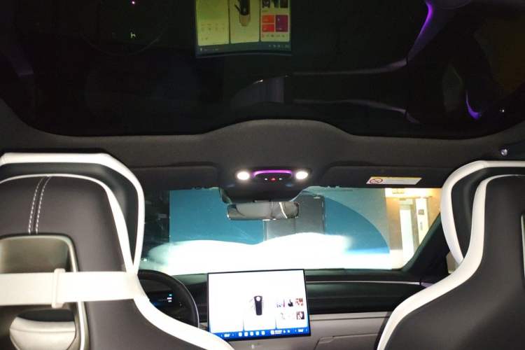 Used Xiaomi Auto SU7 2024 Rear-Drive Ultra-Long Range Advanced Pro-Level Intelligent Driving Version Headliner