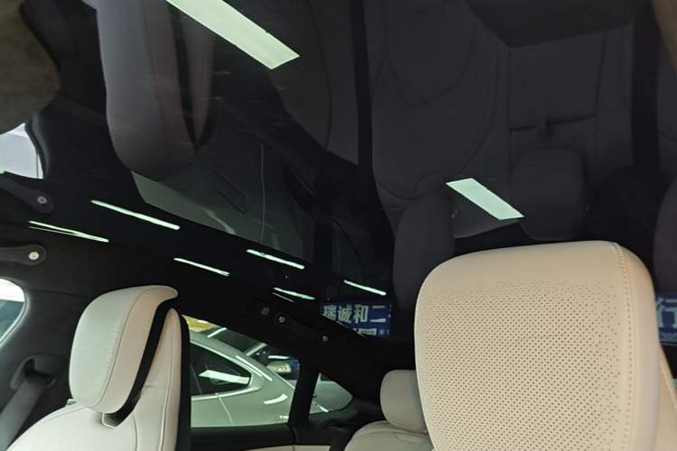Used Xiaomi Auto SU7 2024 Four-Wheel-Drive Max Founder's Edition Headliner