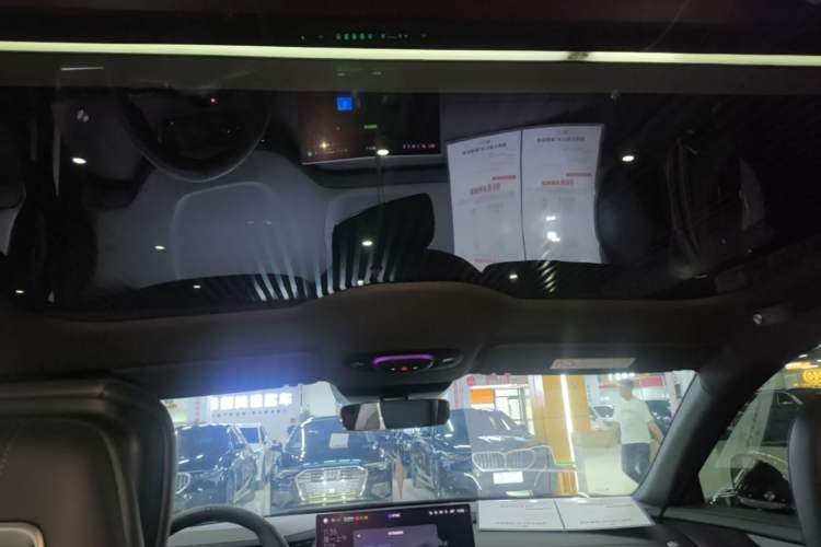 Used Xiaomi Auto SU7 2024 Rear-Drive Ultra-Long Range Advanced Pro-Level Intelligent Driving Version Headliner