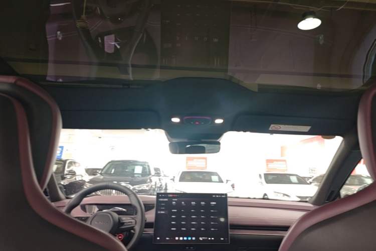 Used Xiaomi Auto SU7 2024 Rear-Drive Long-Range Intelligent Driving Version Headliner