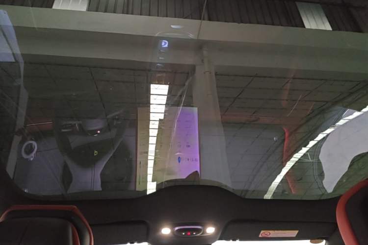 Used Xiaomi Auto SU7 2024 Rear-Drive Long-Range Intelligent Driving Version Headliner