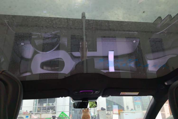 Used Xiaomi Auto SU7 2024 Four-Wheel Drive Ultra-Long Range Advanced Intelligent Driving Max Edition Headliner