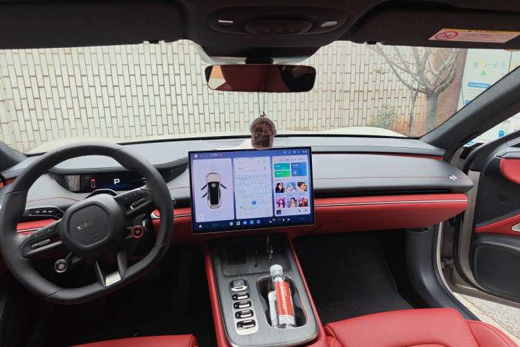 Used Xiaomi Auto SU7 2024 Rear-Drive Ultra-Long Range Advanced Pro-Level Intelligent Driving Version Headliner
